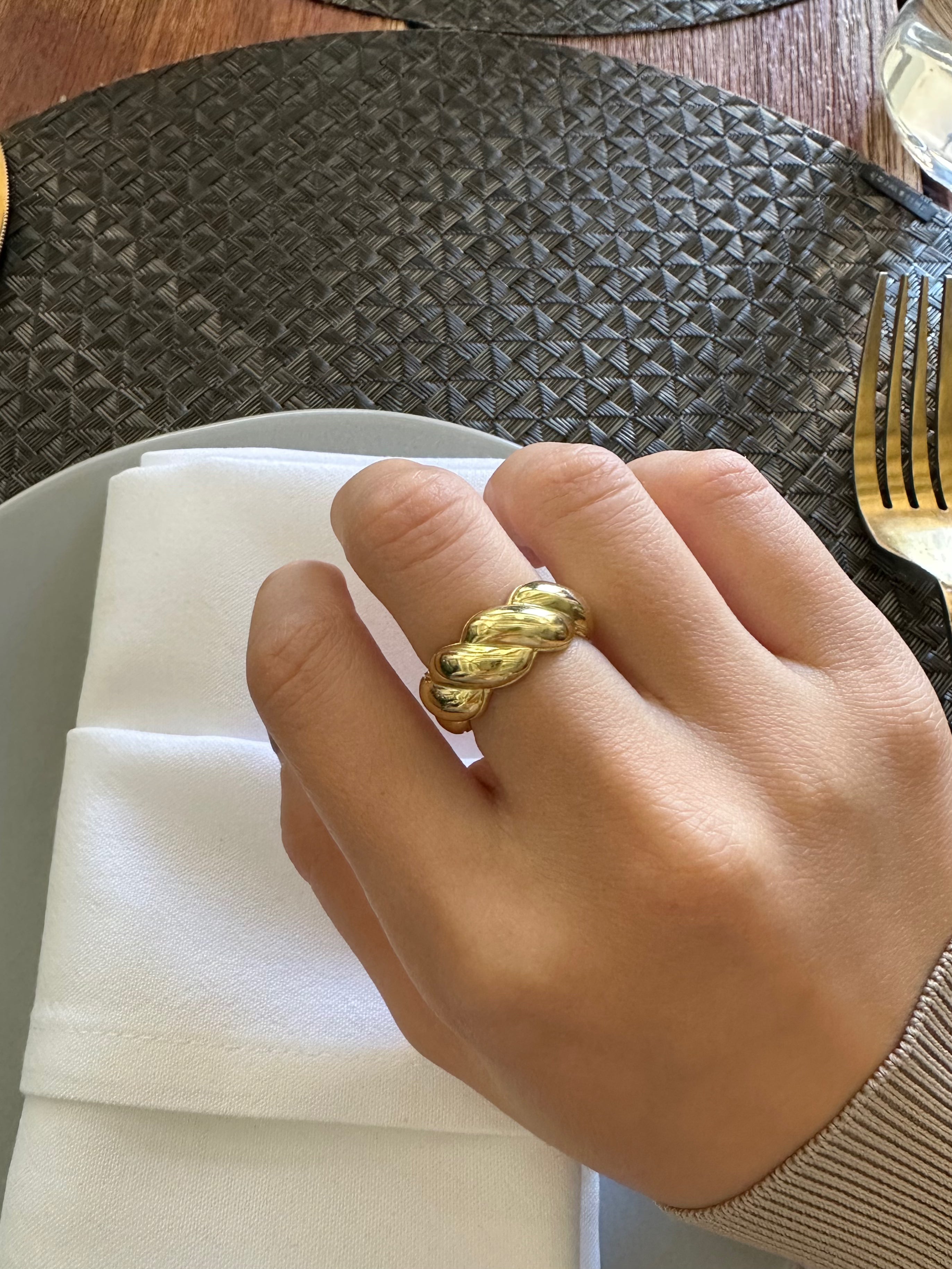 Simone Bold Ring - MOUSAI