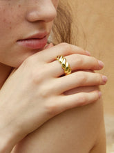 Simone Bold Ring - MOUSAI