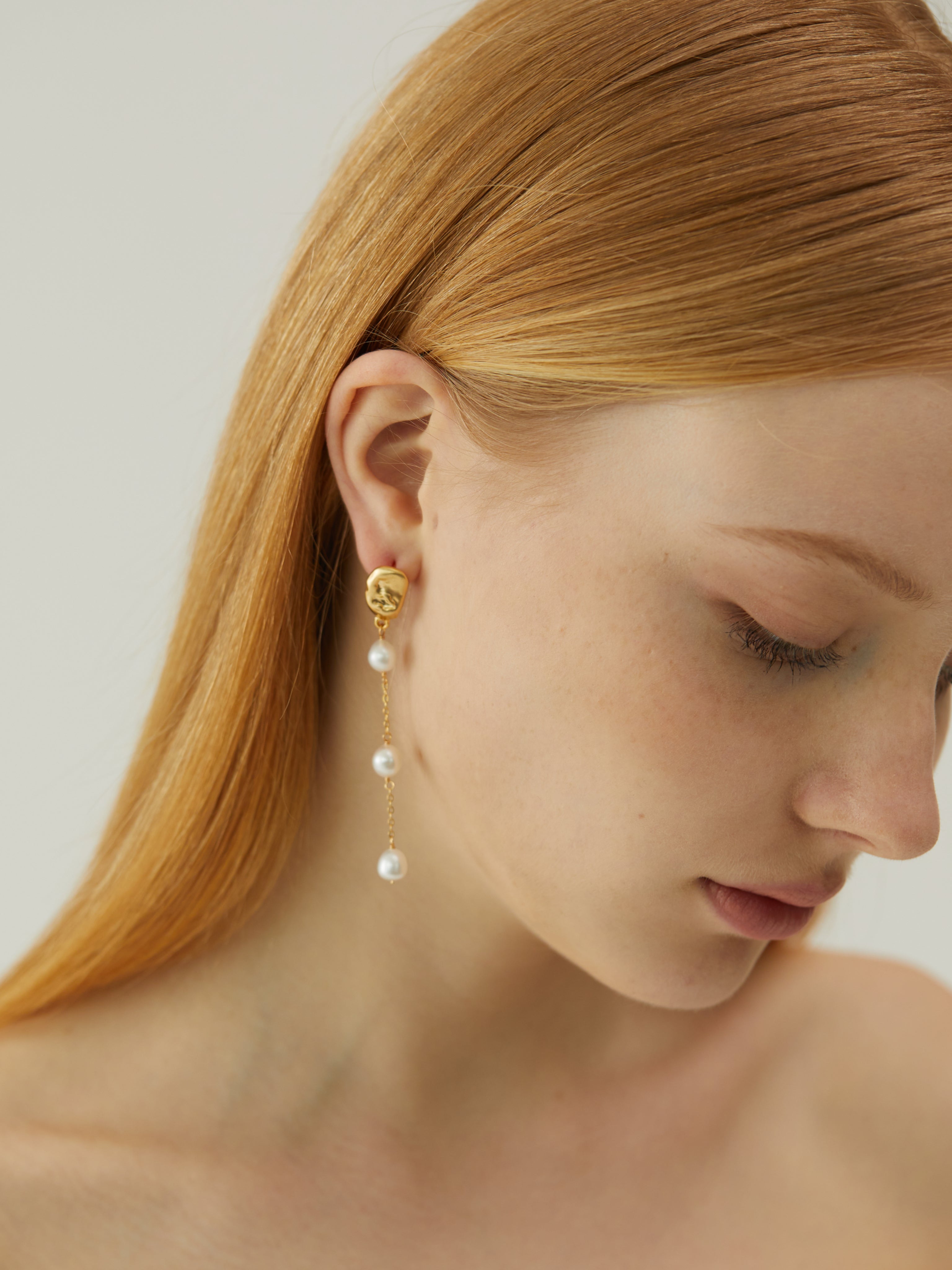 Daphne Pearl Drop Earrings - MOUSAI